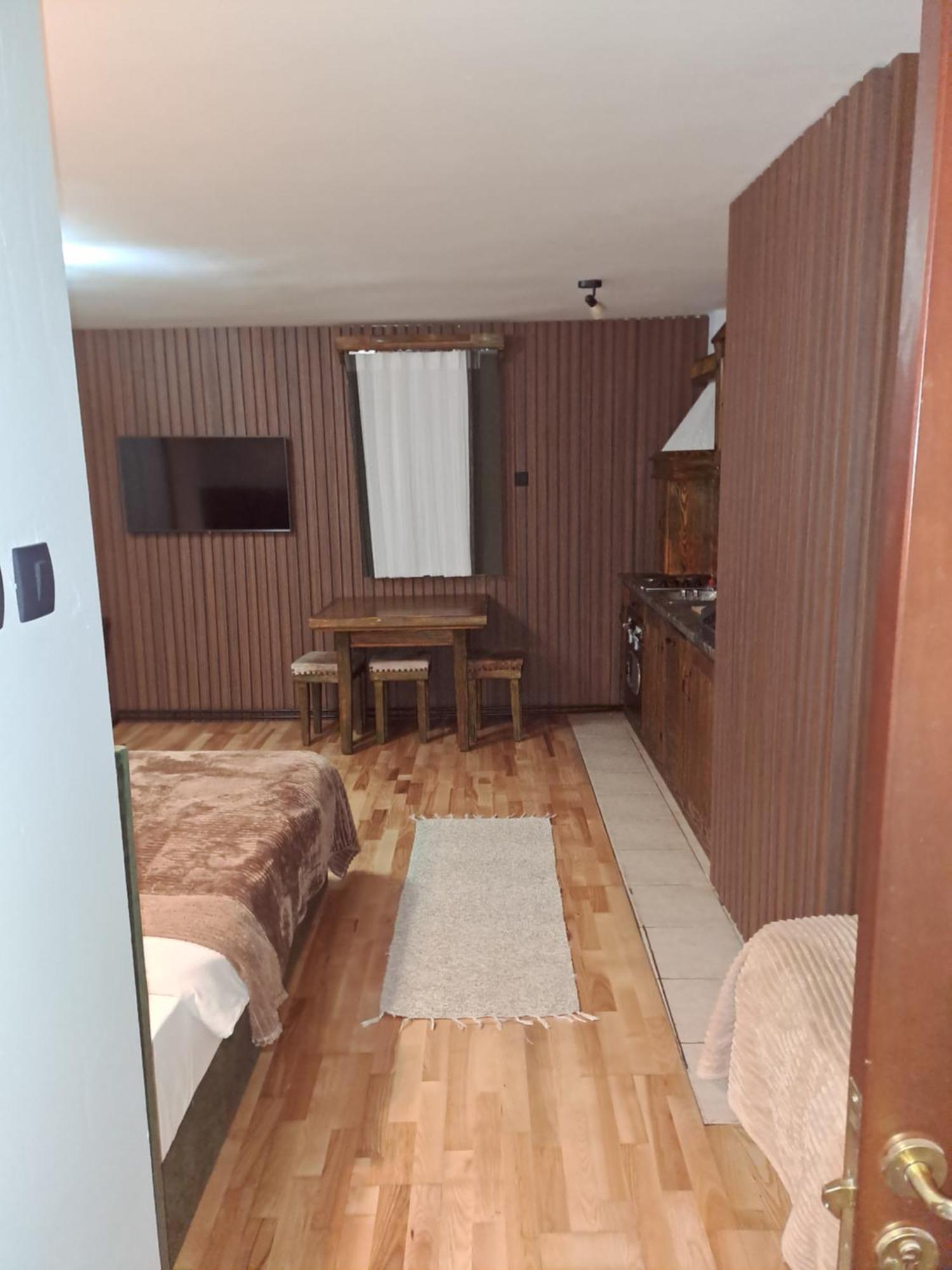Rooms And Apartmants Mirovic Kolašin Εξωτερικό φωτογραφία