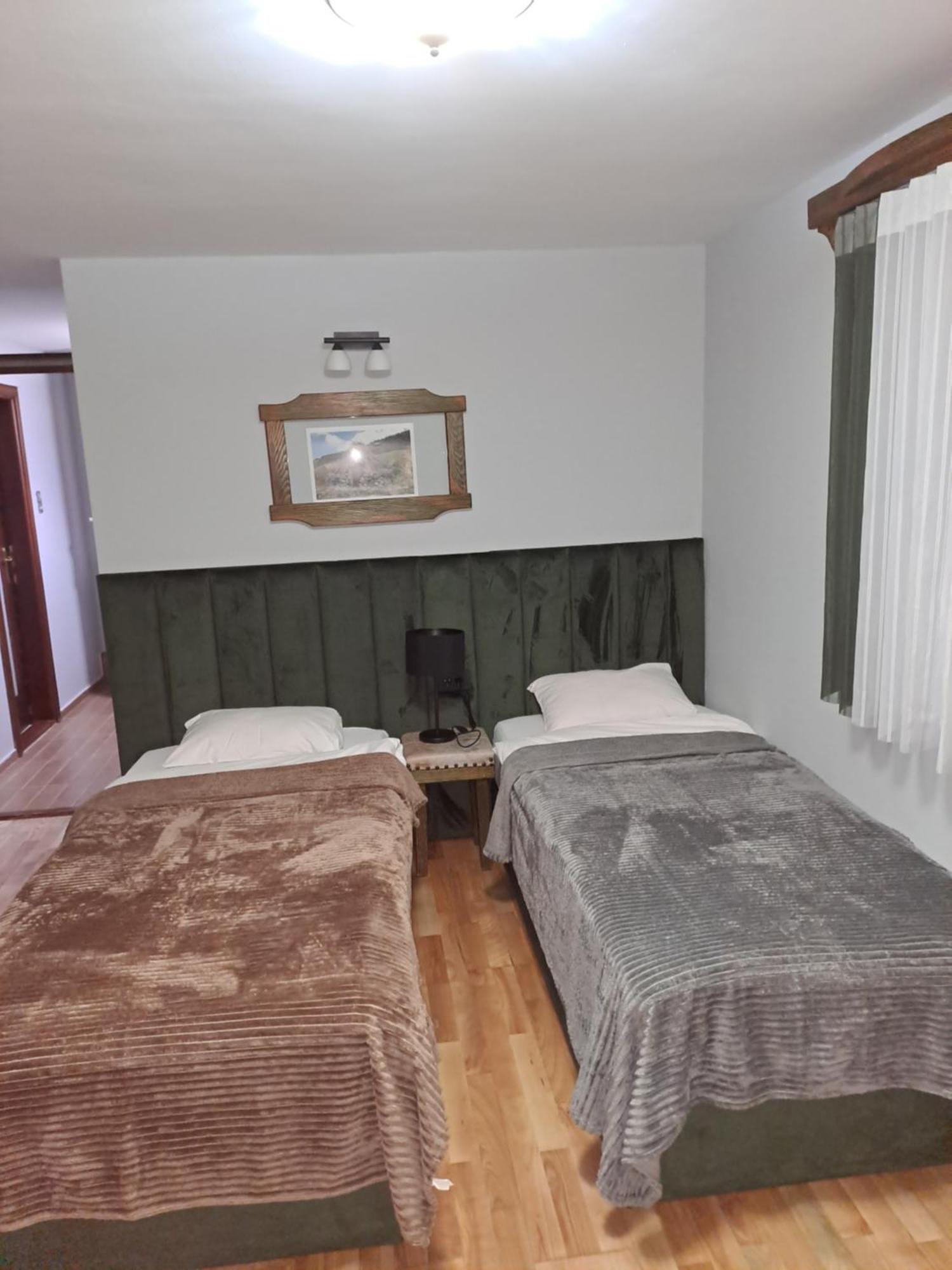 Rooms And Apartmants Mirovic Kolašin Εξωτερικό φωτογραφία